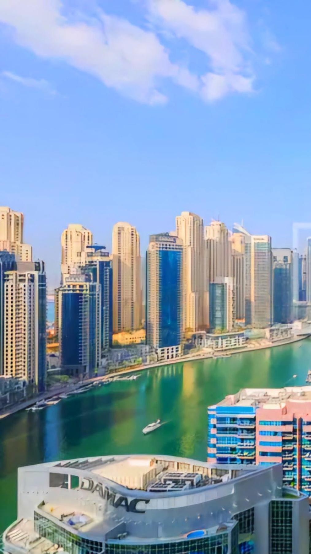 Appartamento Luxury And Spacious Full Marina View Dubai Esterno foto